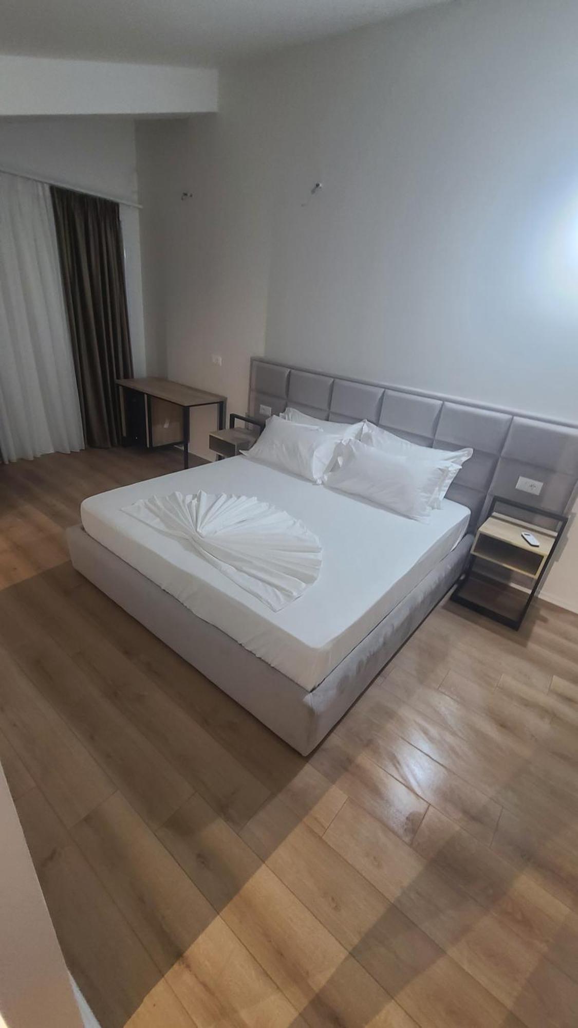 Hotel Noel Avlonya Dış mekan fotoğraf